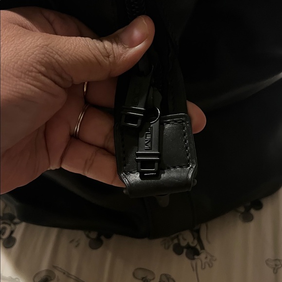 Tumi Alpha 2 Small soft leather travel Satchel - Picture 12 of 15